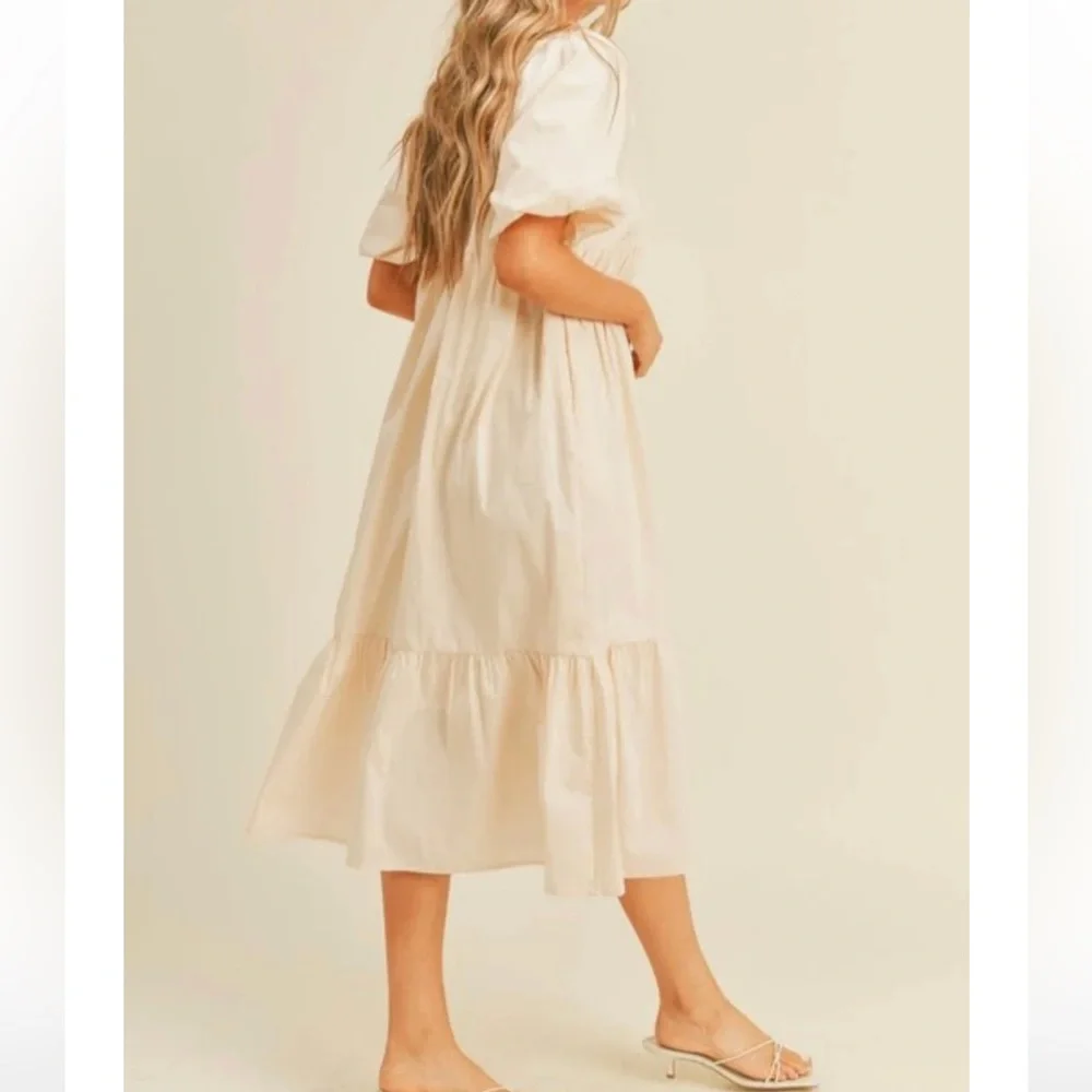 Balloon Sleeve Midi Dress, with side pockets and double layer. - Picture 2 of 9